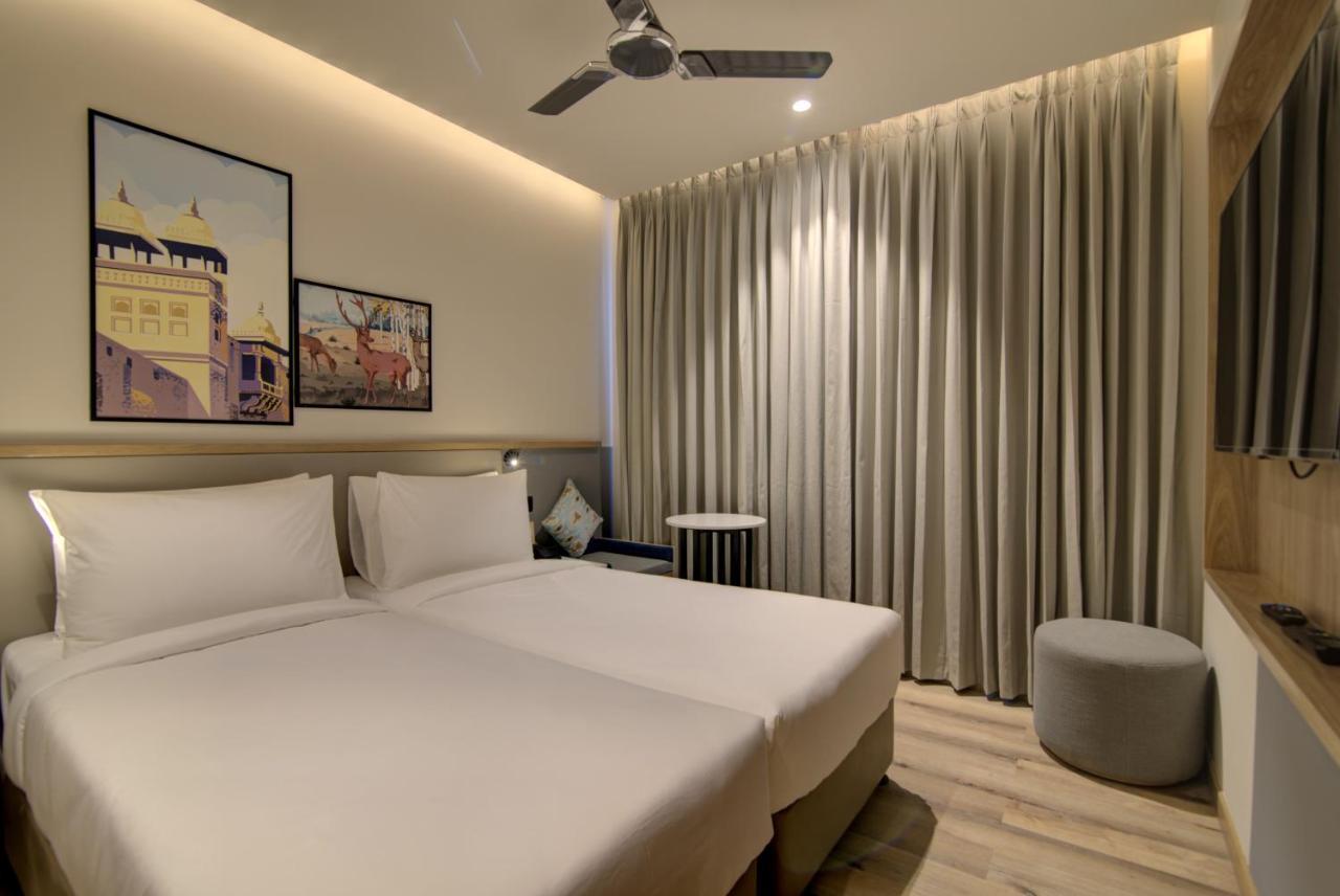 7 Apple Hotel Pratap Nagar, Jaipur Eksteriør bilde