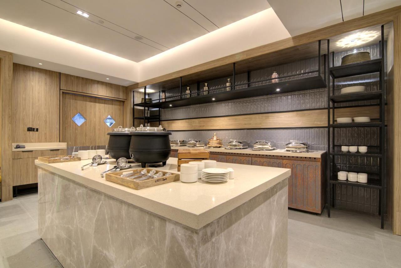 7 Apple Hotel Pratap Nagar, Jaipur Eksteriør bilde