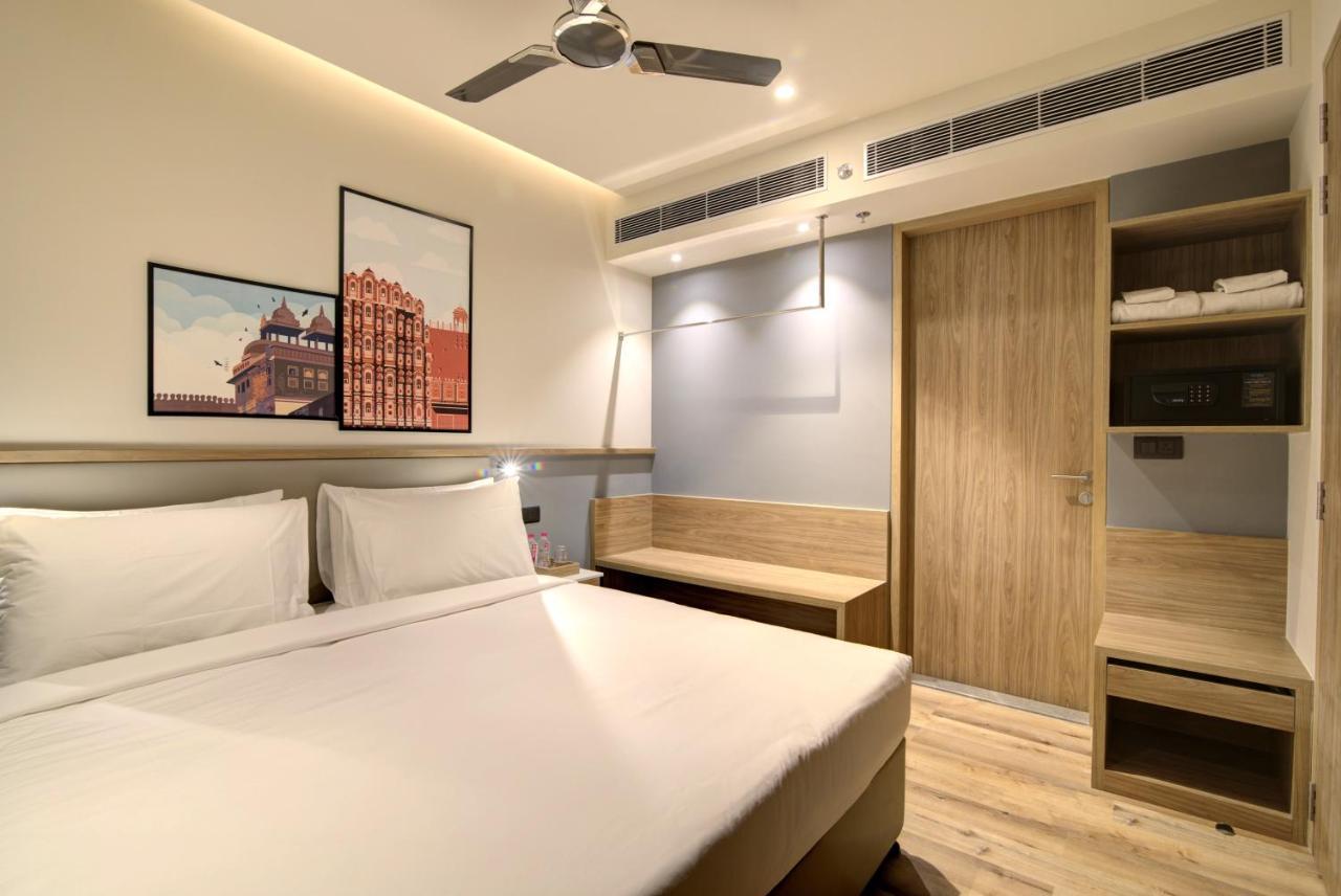 7 Apple Hotel Pratap Nagar, Jaipur Eksteriør bilde