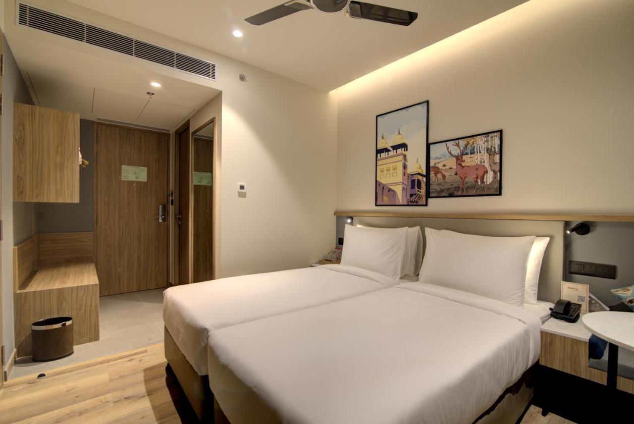 7 Apple Hotel Pratap Nagar, Jaipur Eksteriør bilde